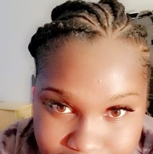 Meet your Posher, Bre